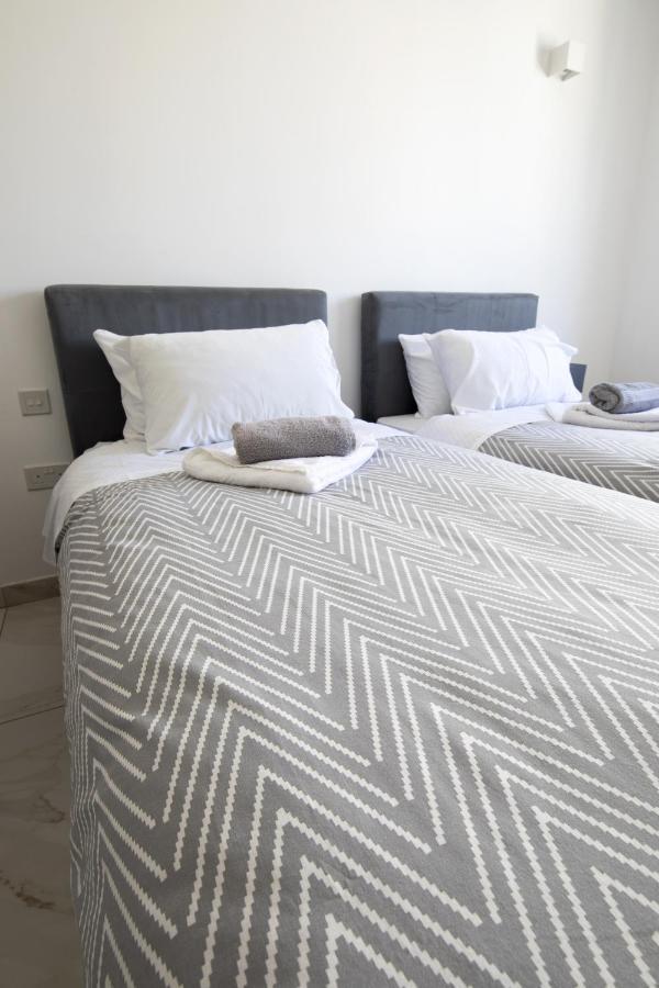 Luxurious 3 Bedroom Apartment With Breathtaking Views - Mmai1-1 St. Julian's Exterior foto