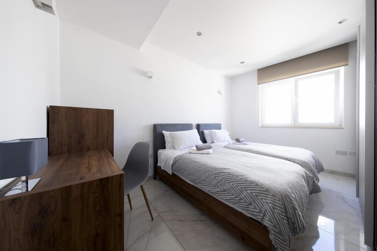 Luxurious 3 Bedroom Apartment With Breathtaking Views - Mmai1-1 St. Julian's Exterior foto